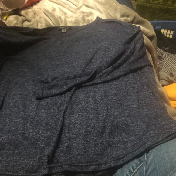 Size L long sleeve t-shirt - Picture 1 of 3